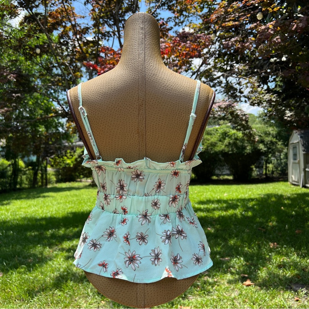 Vero Moda Floral Ruffle Top - Picture 8 of 15